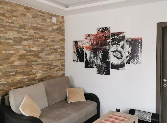 Nina Bombonjera Divčibare