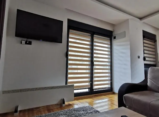 Daire Nina Bombonjera Divčibare